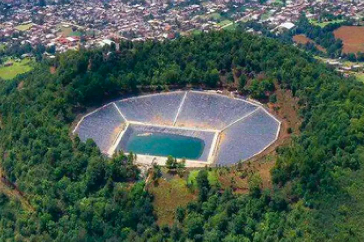 Mantos de control de erosión , taludes